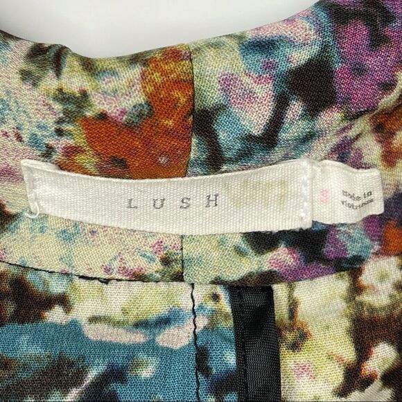 Lush Multi Colored Floral Scallop Hemline Waterfall Neckline Bolero Jacket - Picture 3 of 16